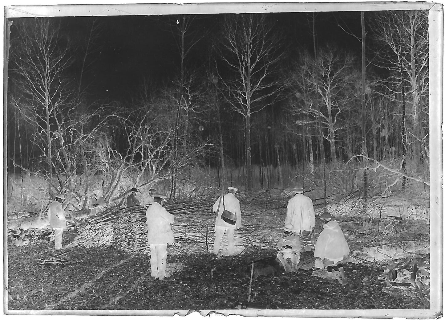 Plaque de verre photo ancienne négatif noir et blanc 6x9 cm hommes chasse France
