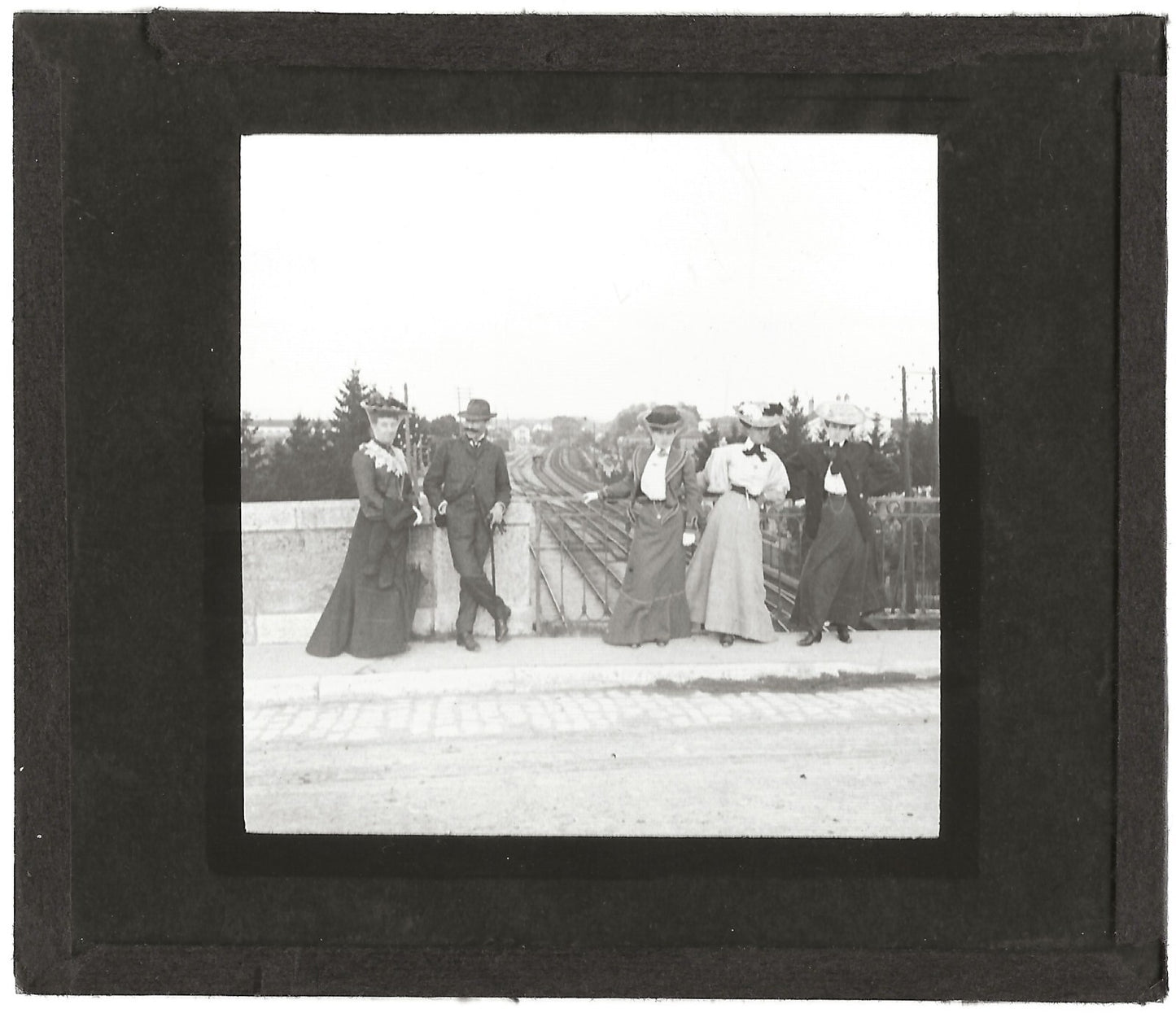 Personnages, Lorraine, Toul, 1903, photo plaque de verre, positif 8,5x10 cm
