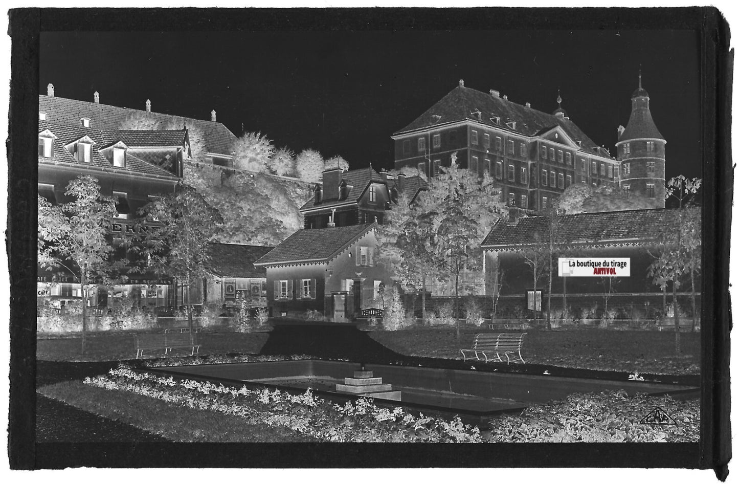 Plaque verre photo vintage négatif noir & blanc 9x14 cm Montbéliard, château