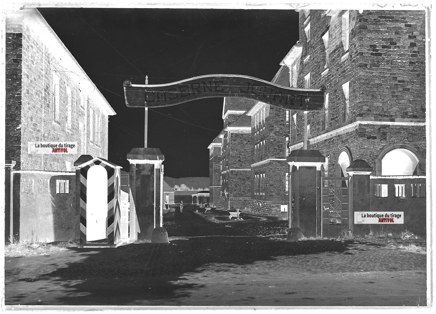 Plaque verre photo ancienne négatif noir et blanc 13x18 cm camp Bitche Jouart