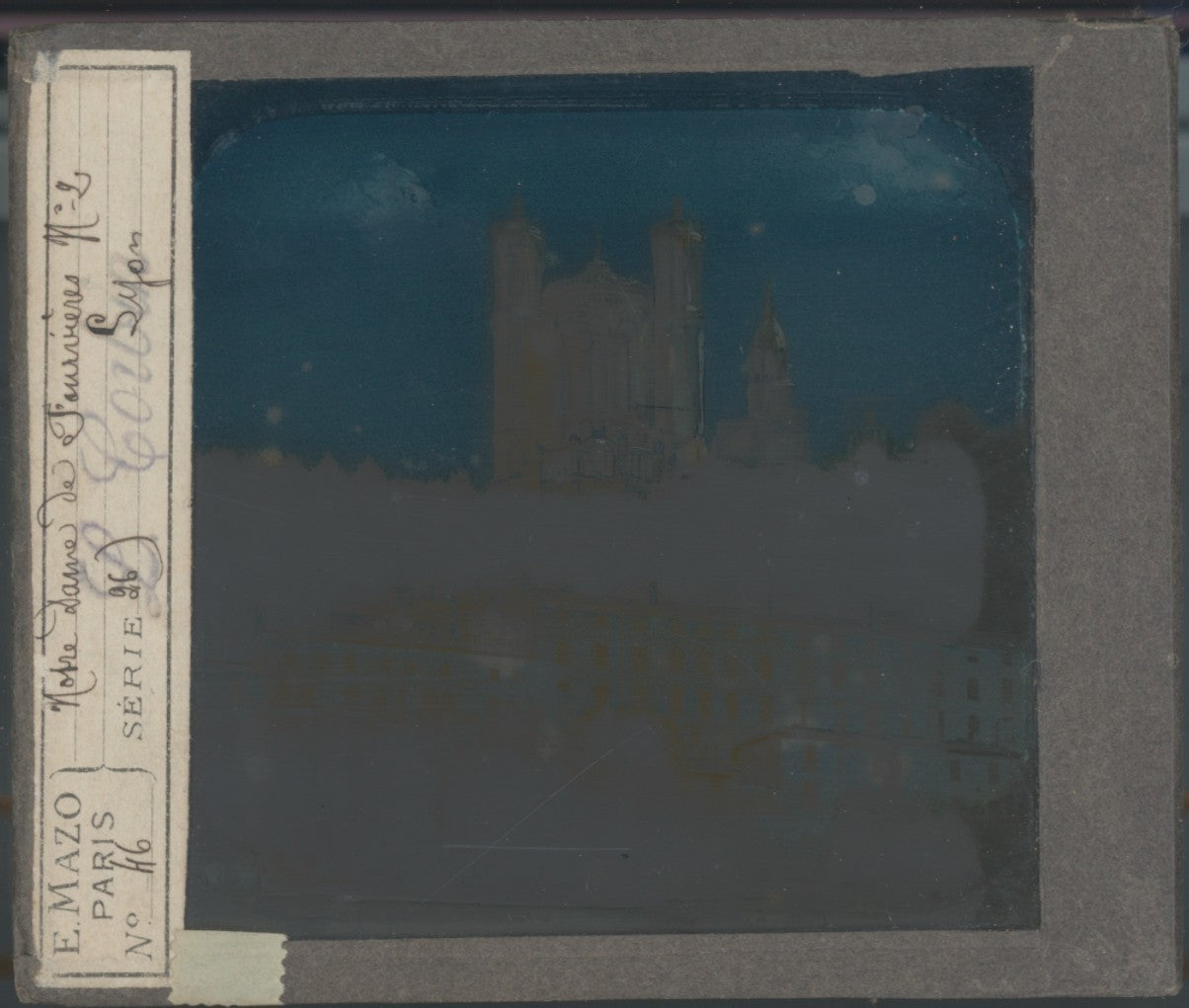 Basilique Notre-Dame de Fourvière Lyon, plaque ancienne verre couleur, 8,5x10 cm