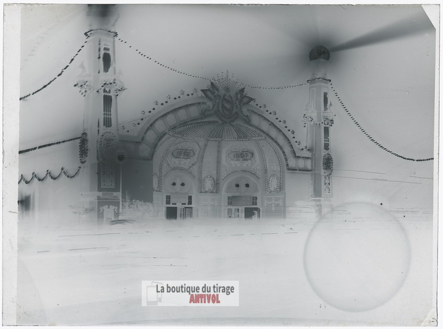 Palais des Fêtes illuminé, Paris, plaque verre, photo ancienne, négatif 9x12 cm