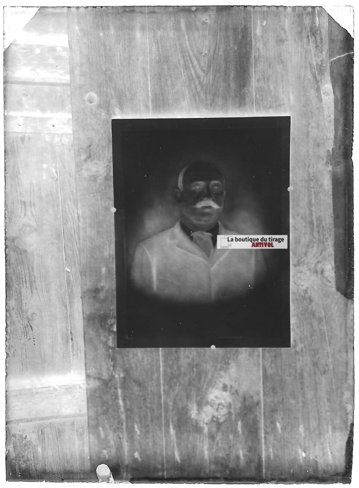 Plaque verre photo ancienne négatif noir et blanc 6x9 cm portrait homme dessin