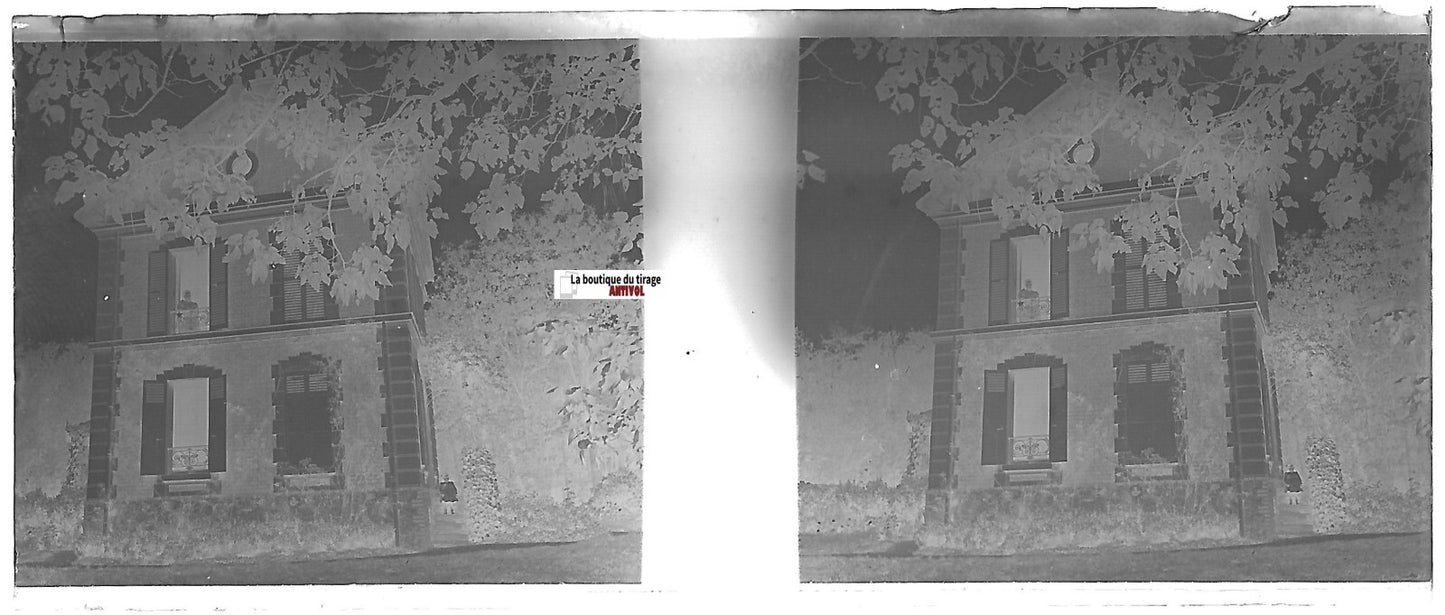 Maison, jardin, Plaque verre photo stéréo, négatif noir & blanc 4,5x10,7 cm