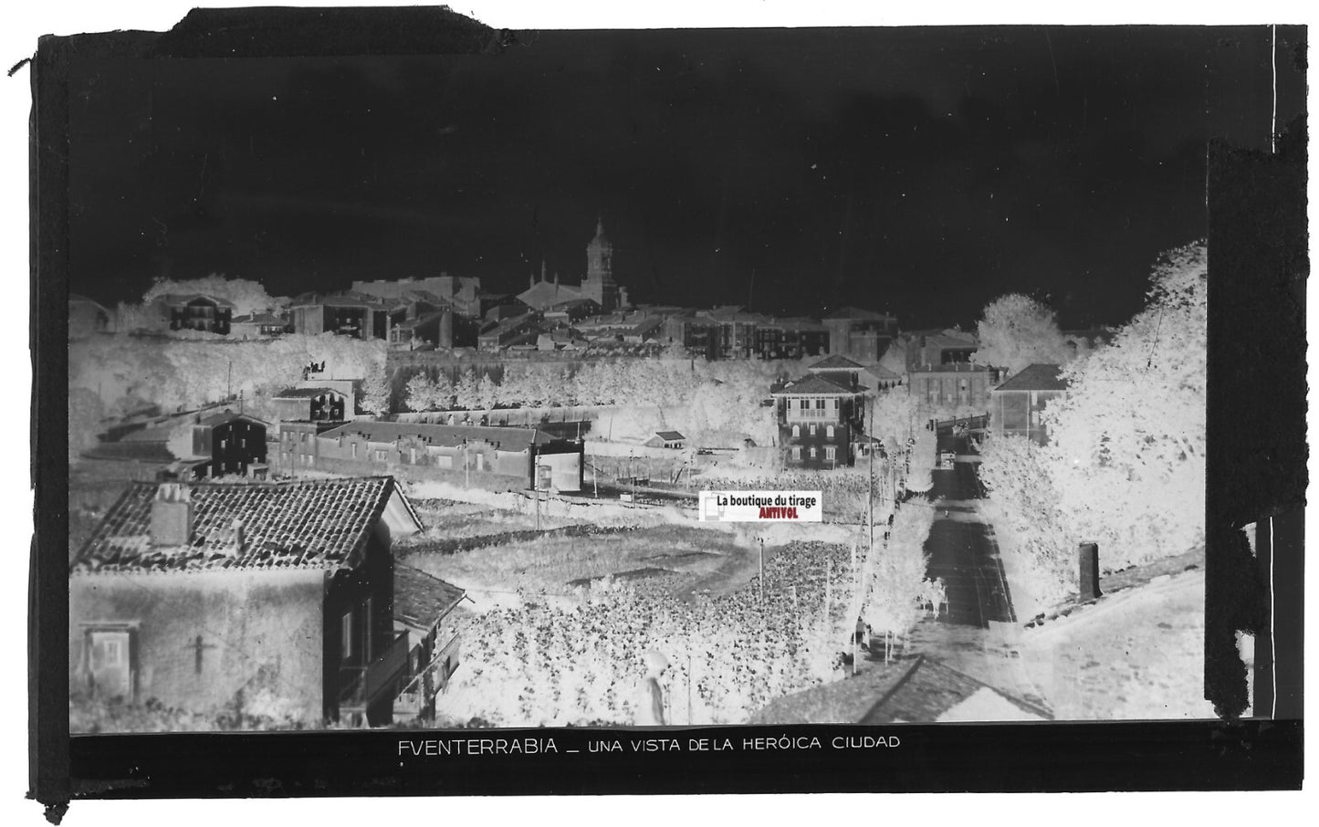 Plaque verre photo négatif noir & blanc 9x14 cm, Fuenterrabia, voitures, village