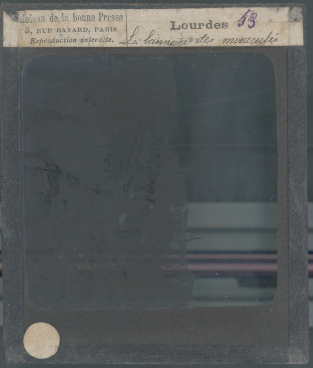 Miraculés, Lourdes, photo plaque verre, noir et blanc, positif 8,5x10 cm