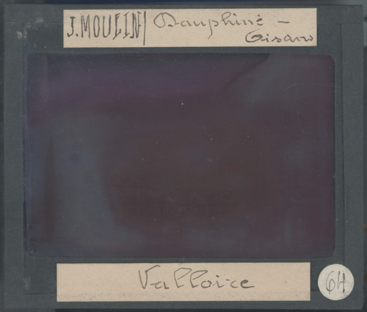 Village de Valloire, photo J. Moulin, plaque verre, couleur, positif 8,5x10 cm