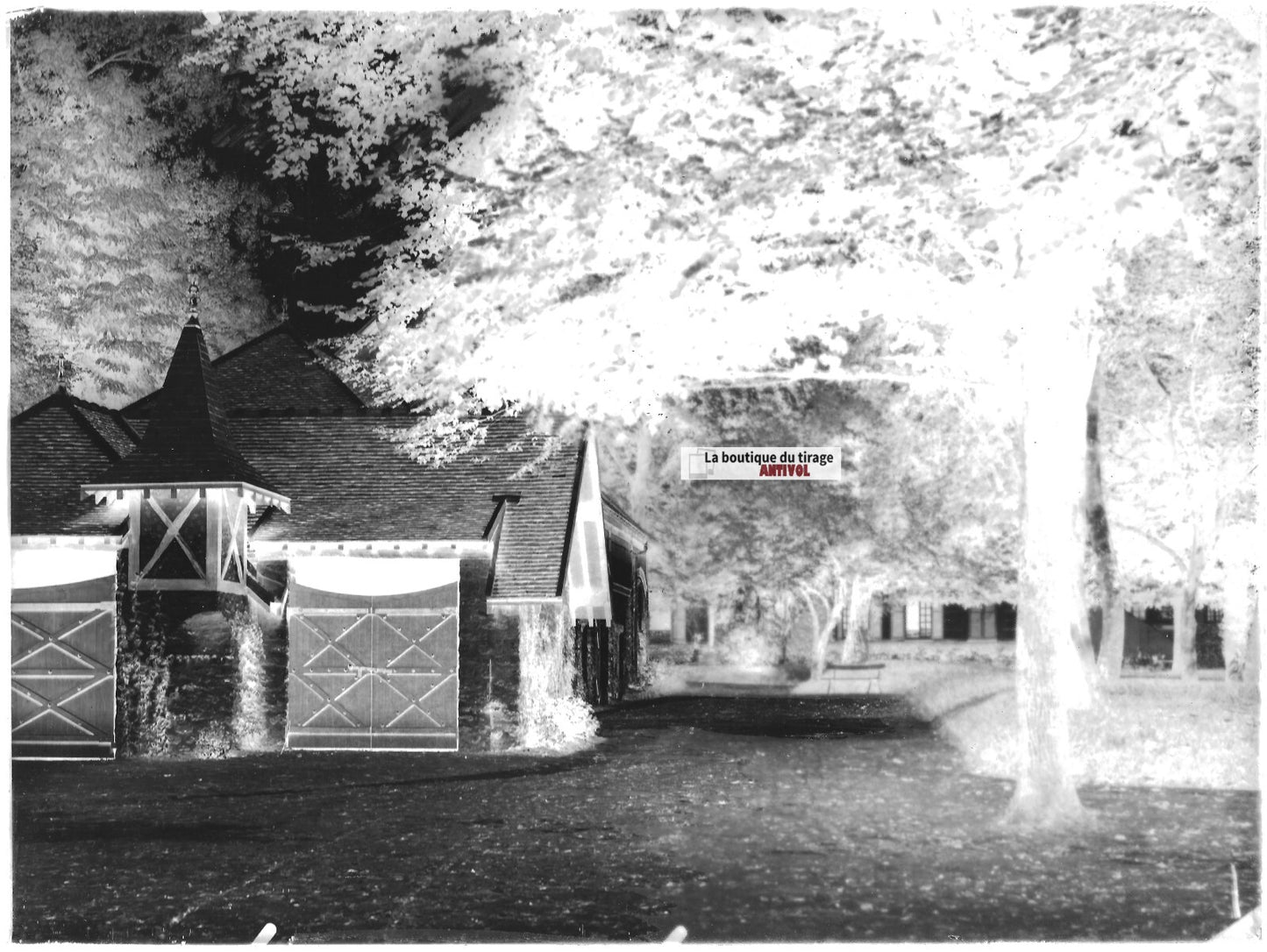 Plaque verre photo ancienne négatif noir et blanc 18x24 cm château Bailly France