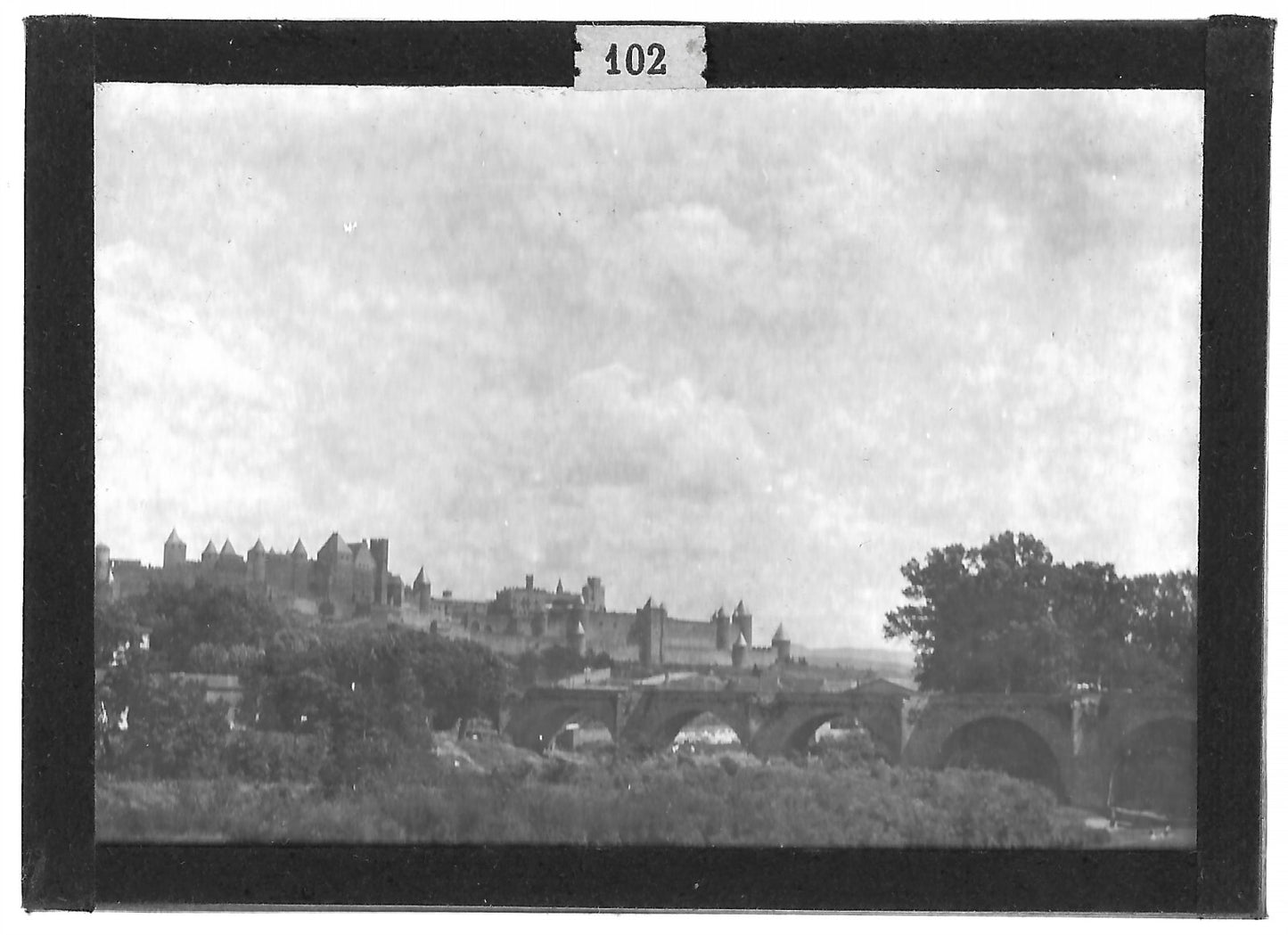 Plaque verre photo ancienne positif noir et blanc 6x9 cm Occitanie Carcassonne