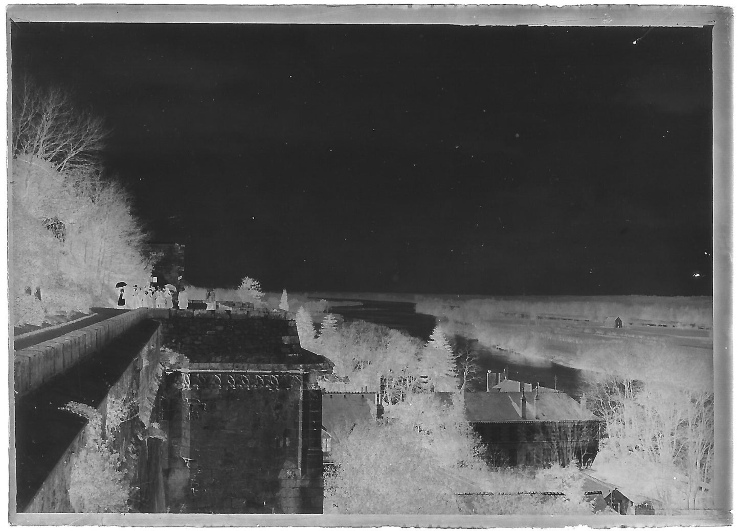 Plaque verre photo ancienne négatif noir et blanc 6x9 cm château d'Amboise Loire