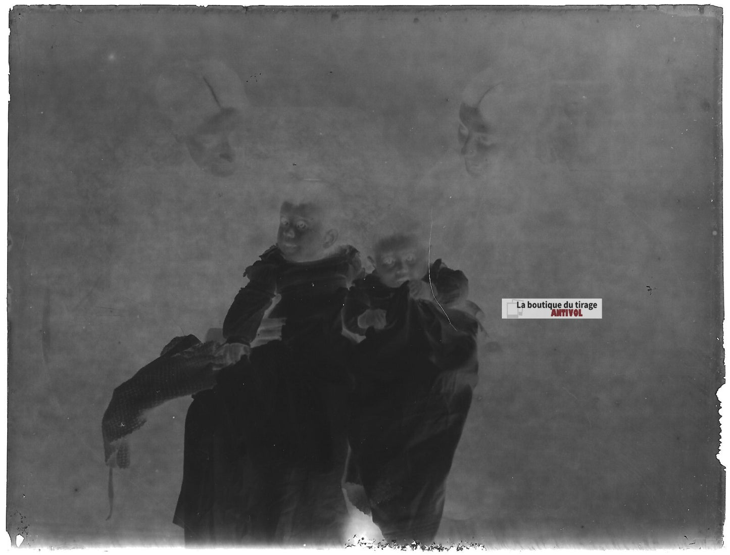 Plaque verre photo ancien négatif noir et blanc 9x12 cm famille portrait vintage