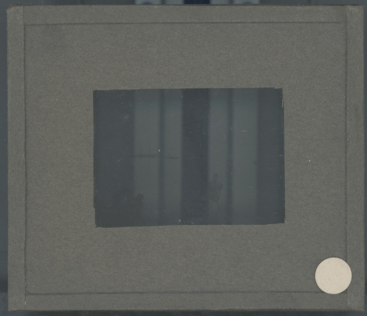 Personnages, mer, Japon, photo plaque verre, noir & blanc, positif 8,5x10 cm