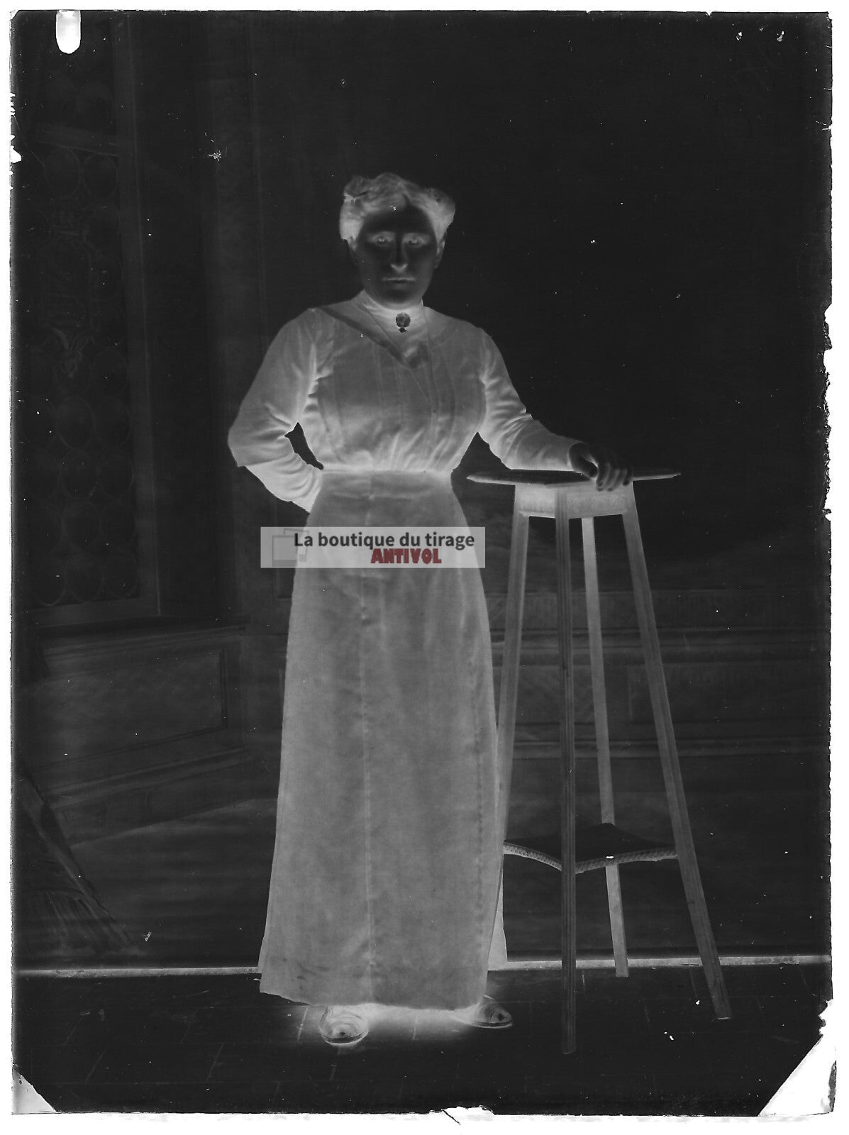 Plaque verre photo ancienne négatif noir et blanc 9x12 cm femme robe glass plate