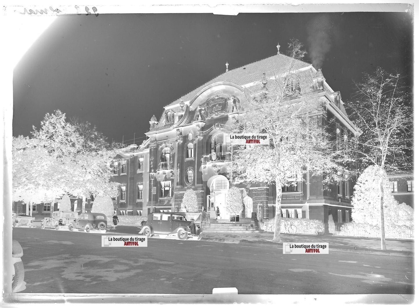 Plaque verre photo ancienne négatif noir et blanc 13x18 cm Colmar voitures