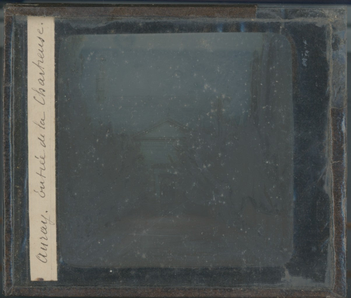 Auray, entrée de la Chartreuse, plaque ancienne verre couleur, 8,5x10 cm