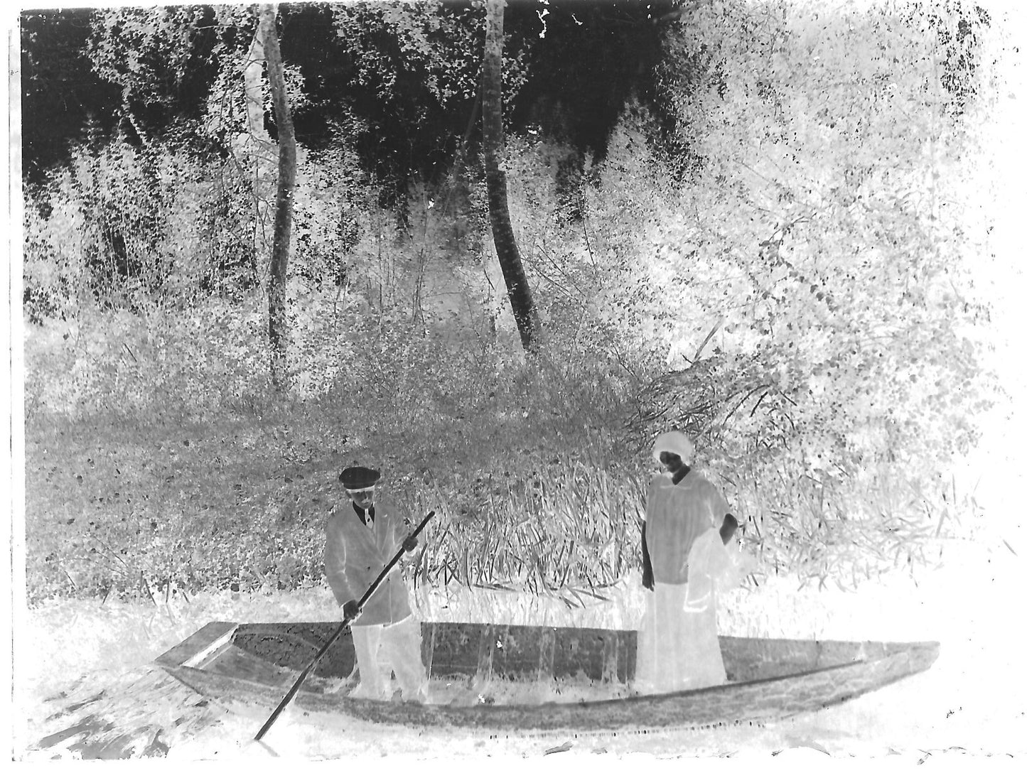 Plaque verre photo ancienne noir et blanc négatif 9x12 cm couple barque glass