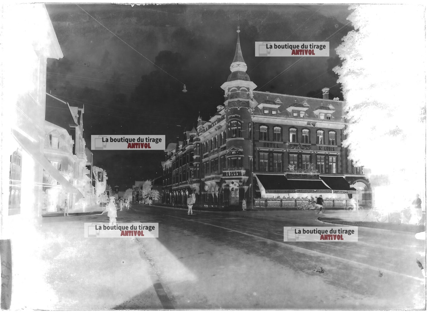 Plaque verre photo ancienne négatif noir et blanc 13x18 cm hôtel Saint-Louis