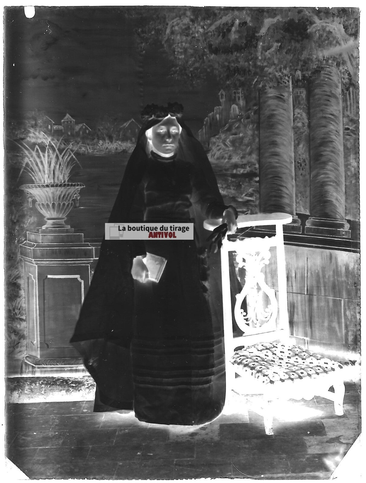 Plaque verre photo ancienne négatif noir et blanc 9x12 cm fille communion