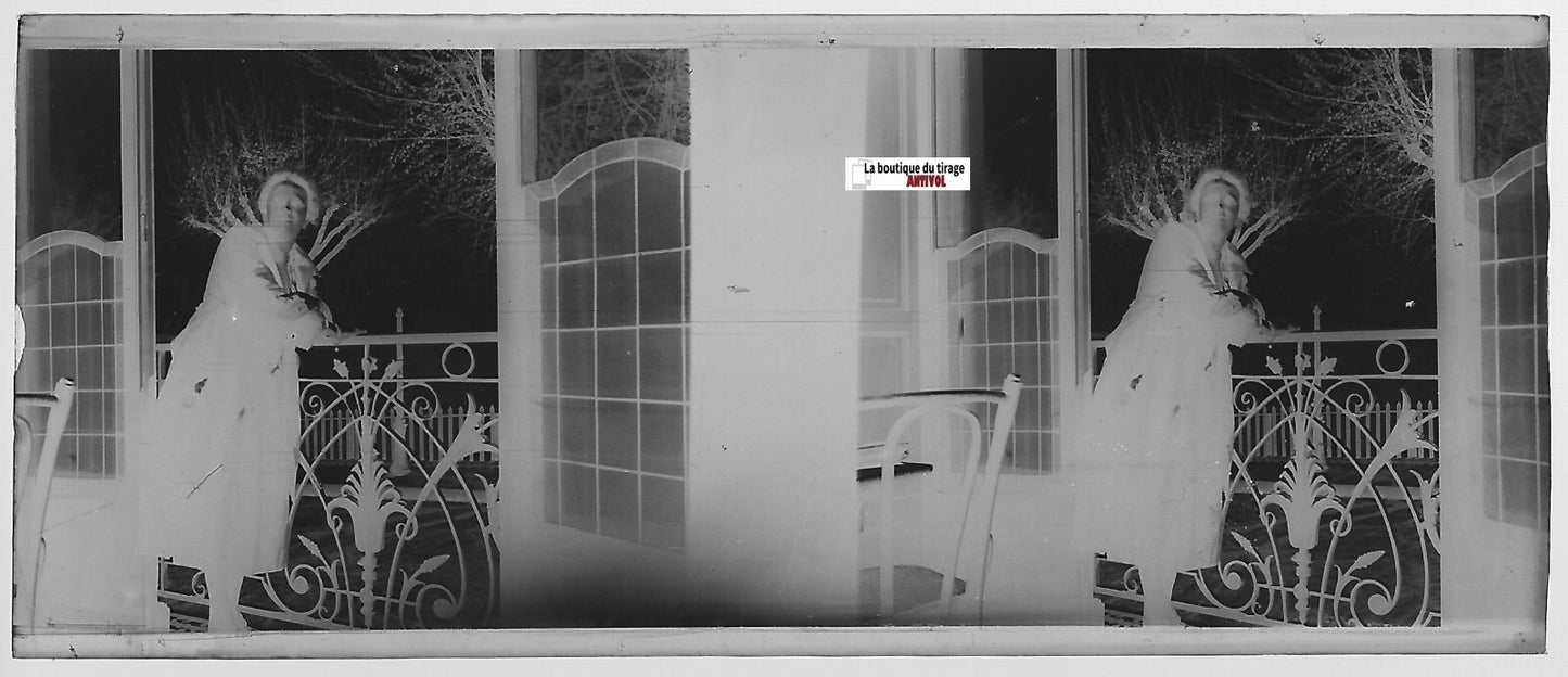 Femme, Plaque verre photo, stéréoscopie, négatif noir & blanc 4,5x10,7 cm