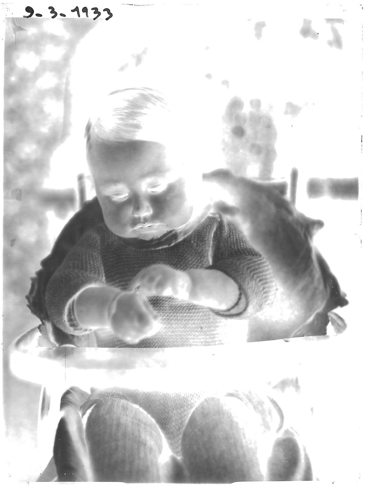 Plaque verre photo ancienne négatif noir et blanc 9x12 cm bébé enfant vintage