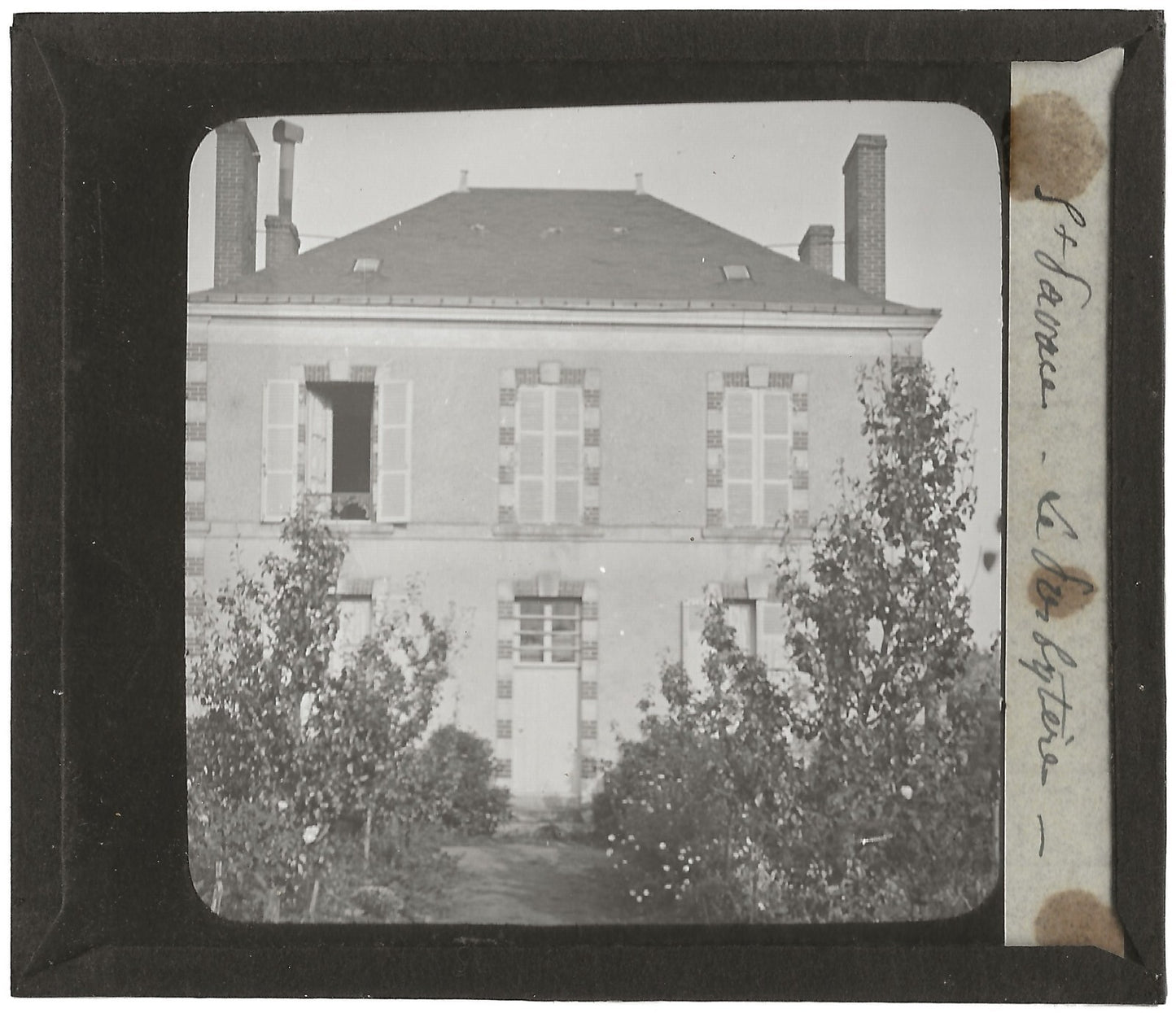 Presbytère Saint-Pavace, photo ancienne plaque de verre, positif 8,5x10 cm