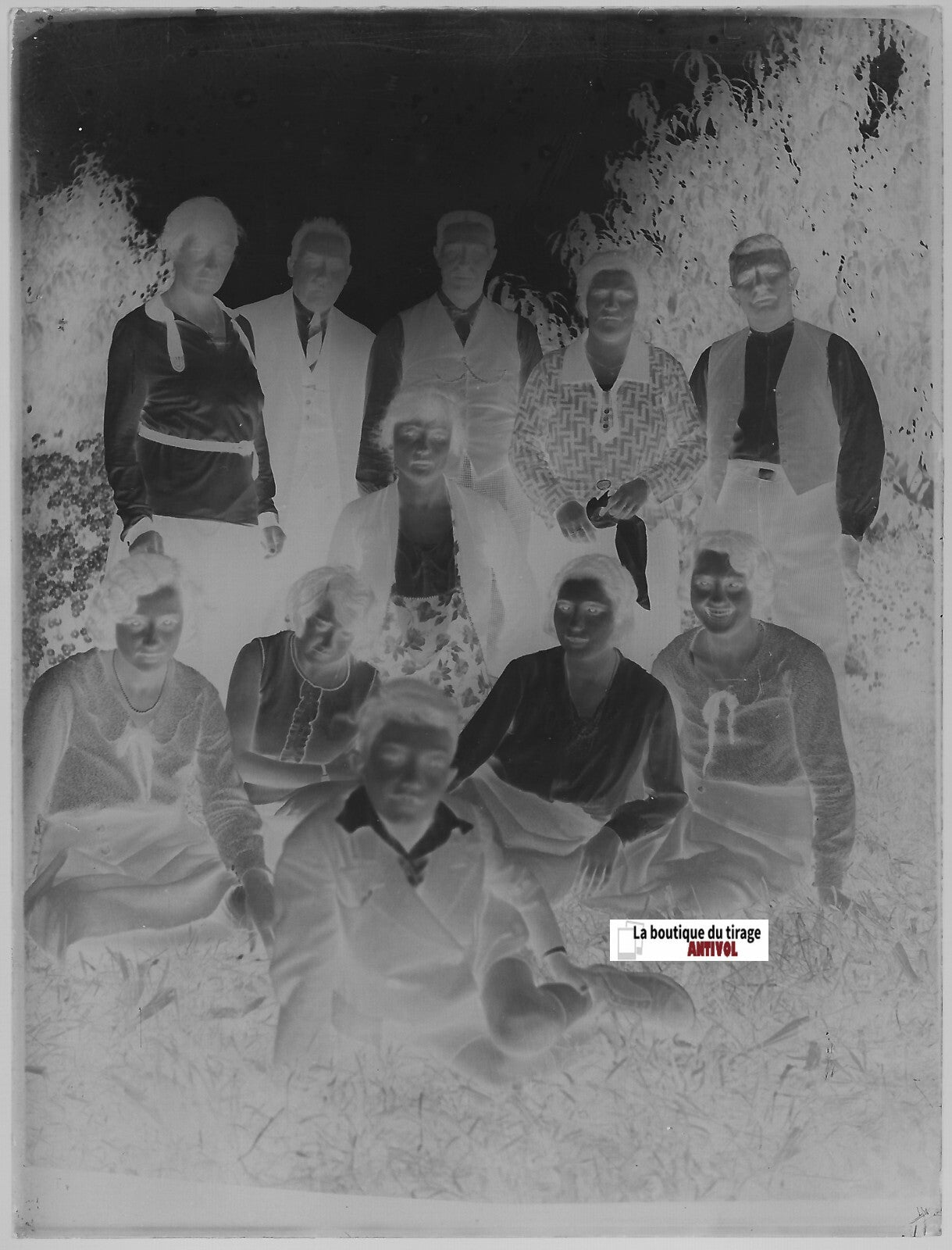 Groupe famille, Plaque verre photo ancienne, négatif noir & blanc 9x12 cm