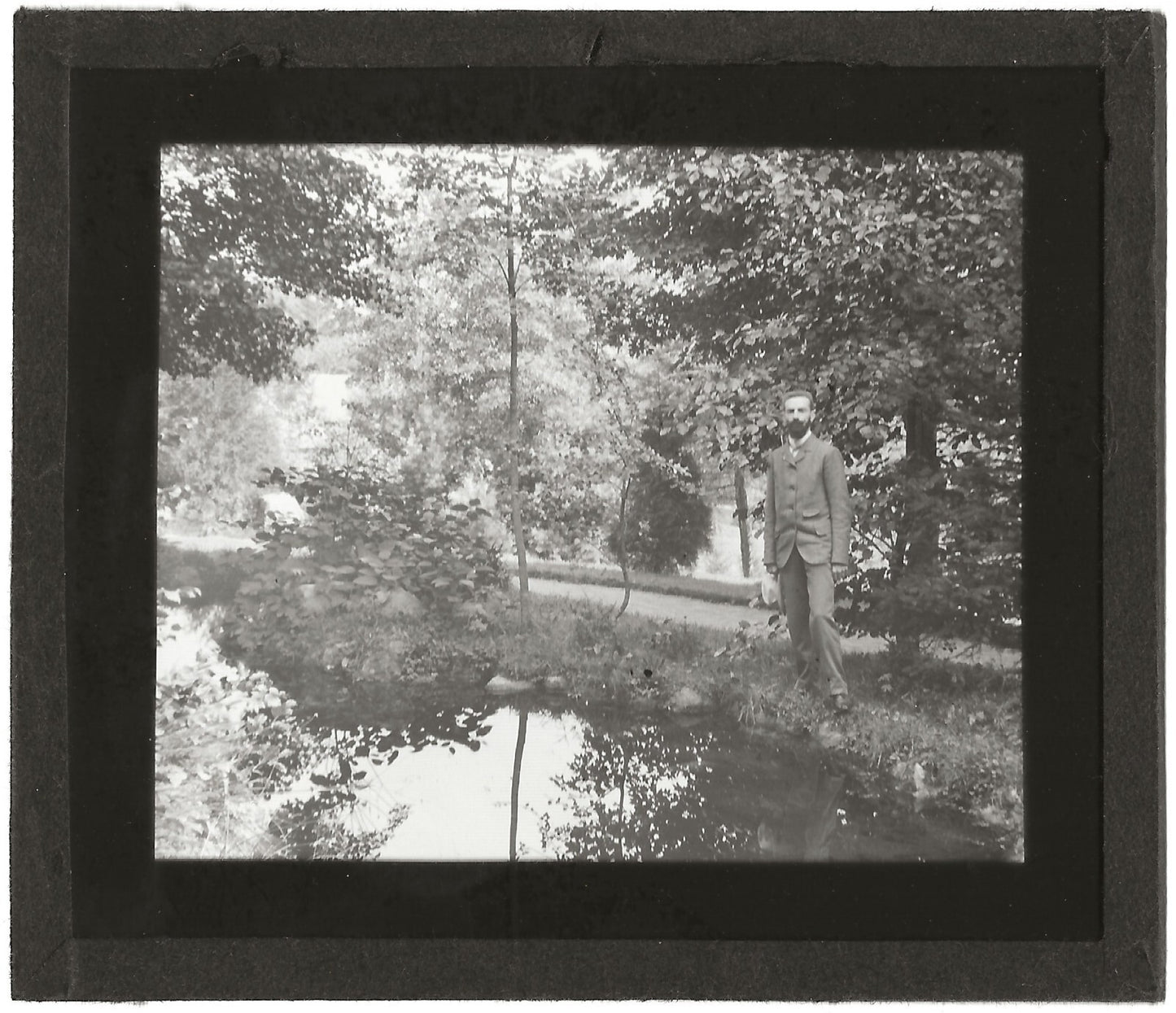 Parc, jardin, homme, photo ancienne plaque de verre, positif 8,5x10 cm