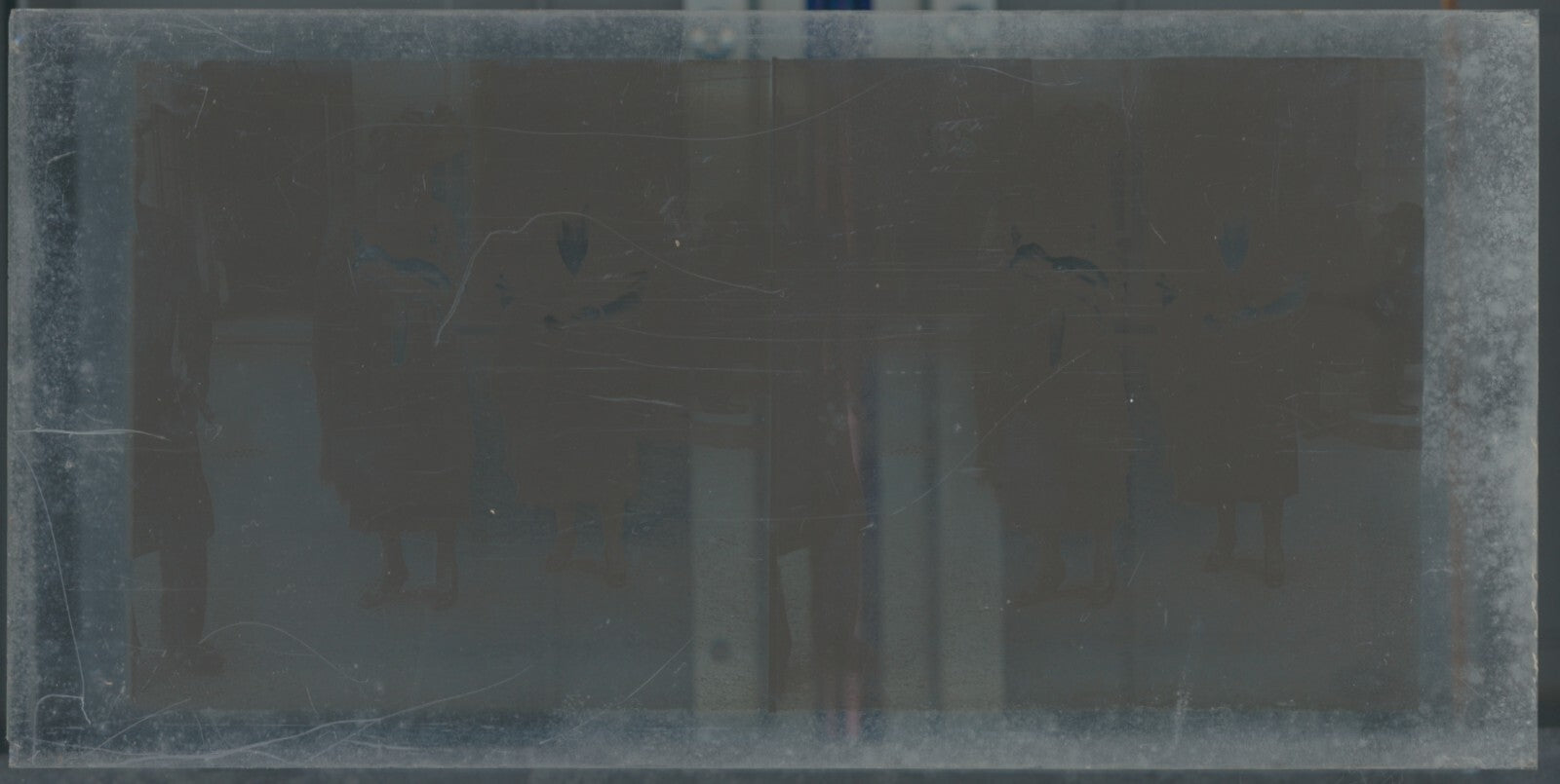 Personnages, Longchamp, Paris, plaque verre stéréoscopique, positif 8,5x17 cm