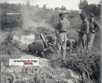Camp Ruchard, tir de mortier, plaque verre, photo ancienne, négatif N&B 6x13 cm