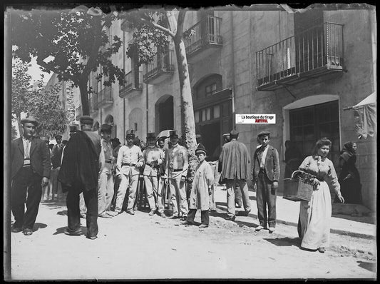 Perpignan, soldats, Plaque verre photo ancienne, négatif noir & blanc 9x12 cm