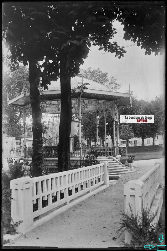 Oyonnax, parc, kiosque, Plaque verre photo, négatif noir & blanc 10x15 cm France