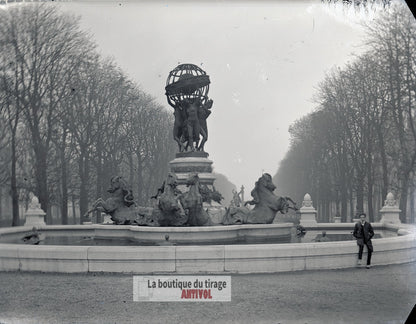 Fontaine de l’Observatoire, Paris, plaque verre, photo ancienne, négatif 9x12 cm