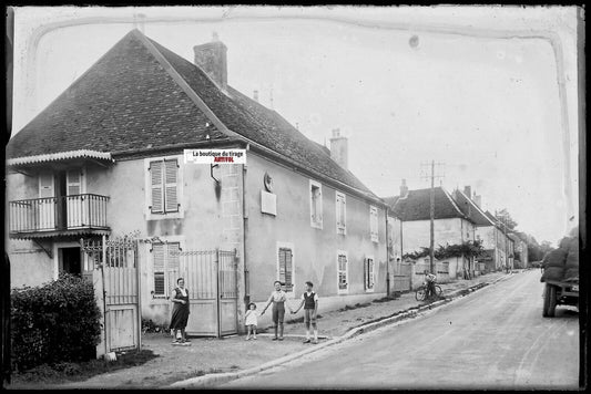 Mont-sous-Vaudrey, enfants, Plaque verre photo, négatif noir & blanc 10x15 cm