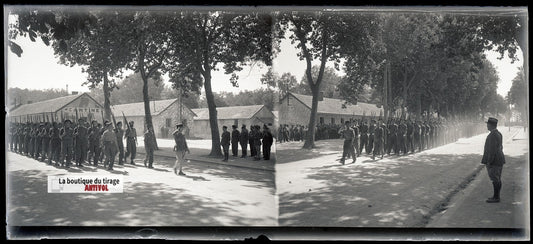 Camp du Ruchard, militaires, plaque verre, photo ancienne, négatif N&B 6x13 cm