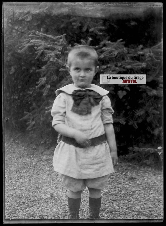 Plaque verre photo ancienne négatif noir et blanc 13x18 cm jeune garçon vintage