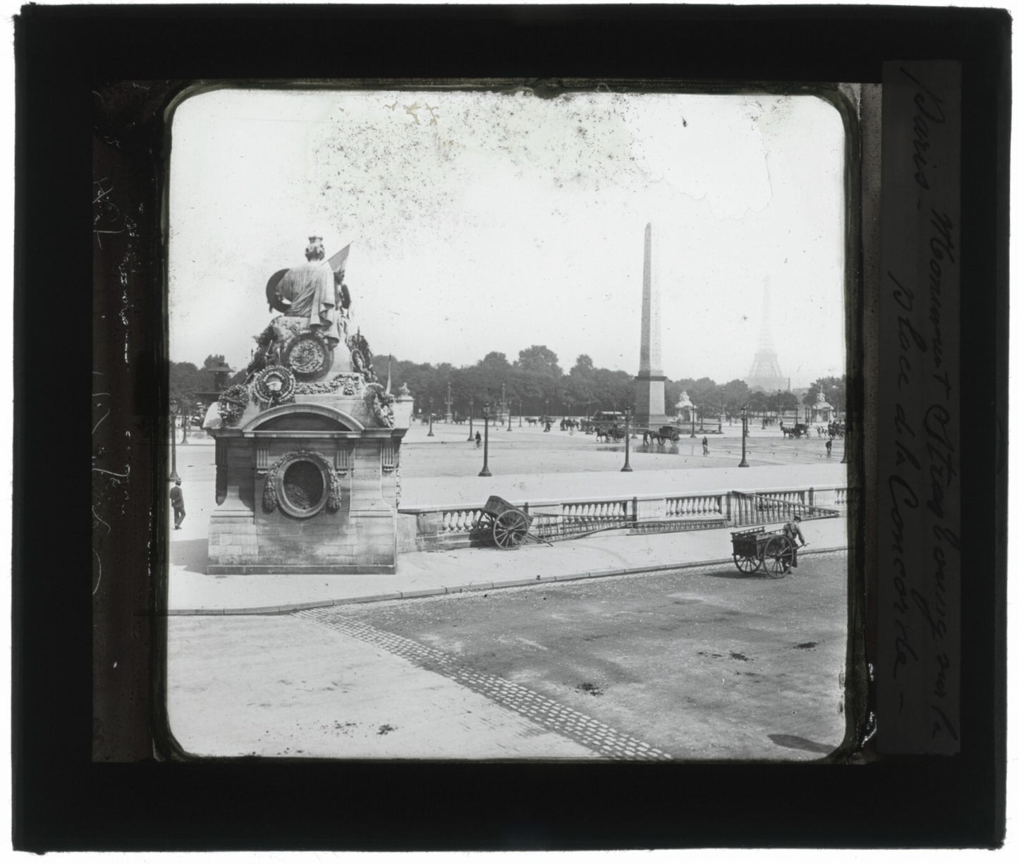Paris, Statue Strasbourg, Place de la Concorde, plaque verre, positif 8,5x10 cm