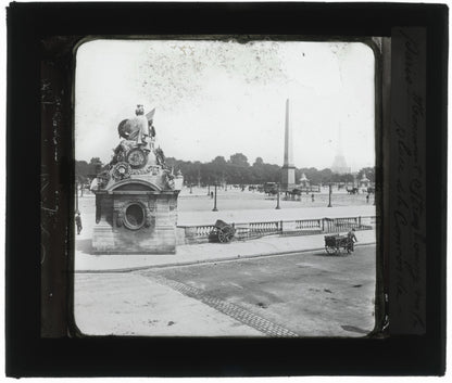 Paris, Statue Strasbourg, Place de la Concorde, plaque verre, positif 8,5x10 cm