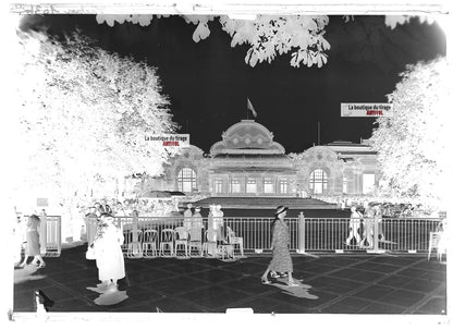 Plaque verre photo ancienne négatif noir et blanc 13x18 cm casino de Vichy