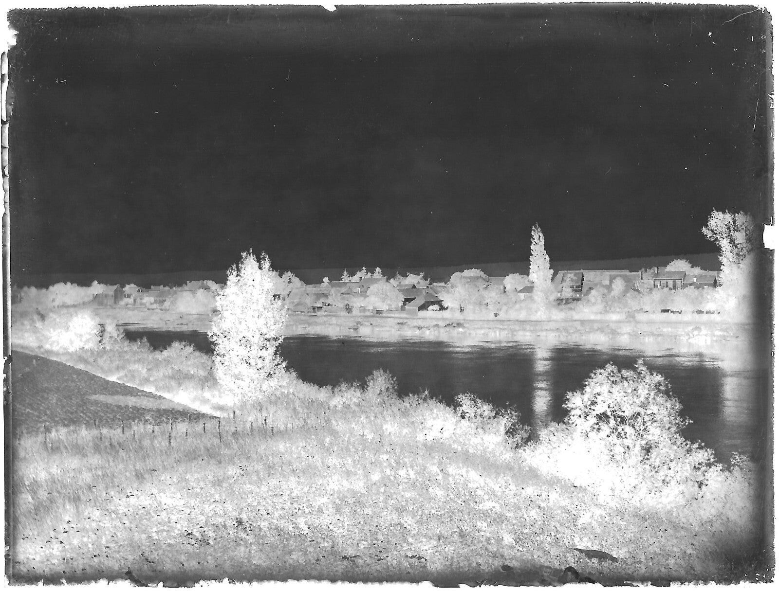 Plaque verre photo ancienne négatif noir et blanc 9x12 cm Pont-de-l'Arche Seine 