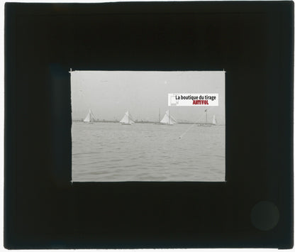 Japon, Bateaux, voiliers, photo plaque verre, noir & blanc, positif 8,5x10 cm