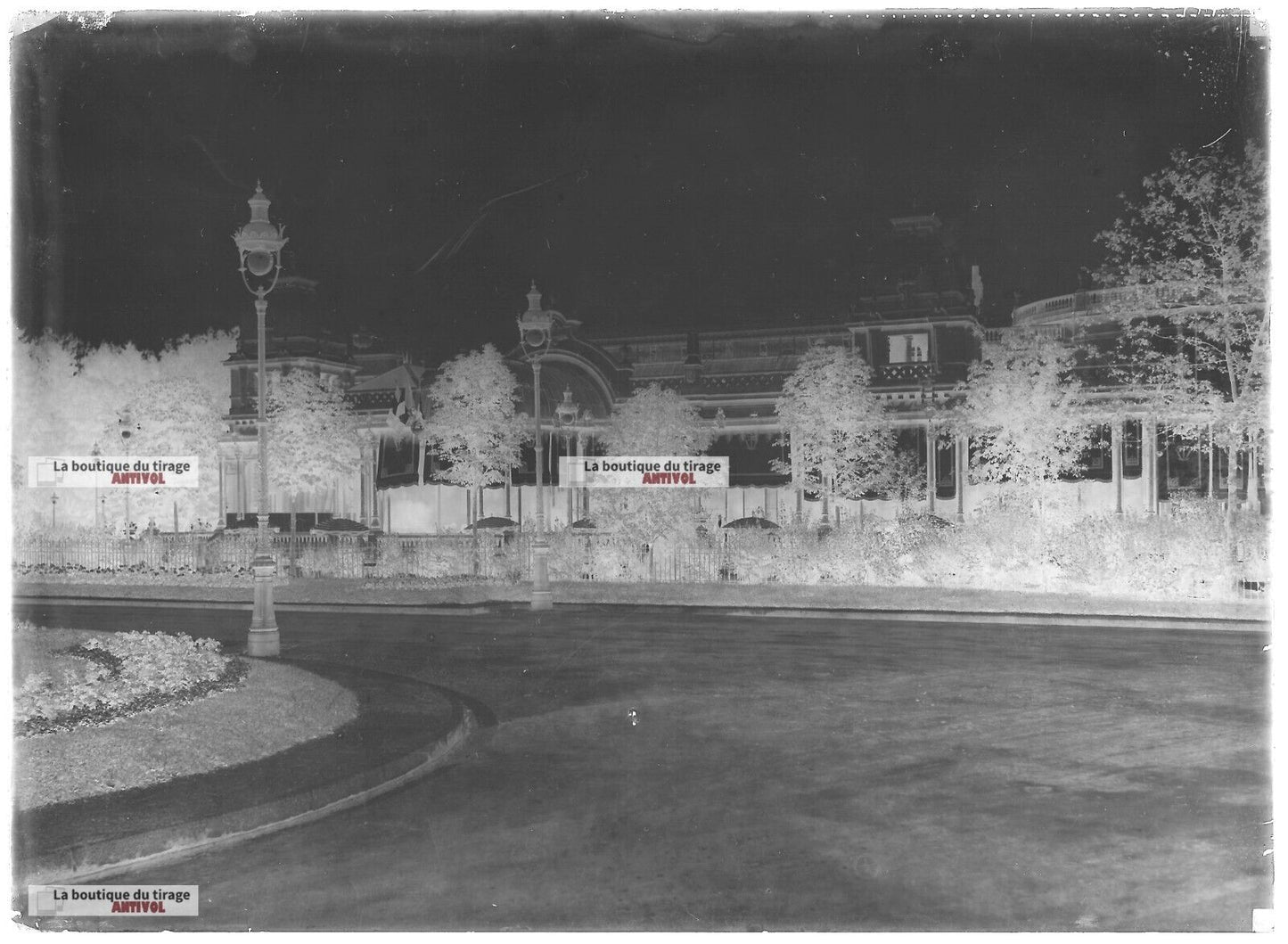 Plaque verre photo ancienne négatif noir et blanc 13x18 cm Vittel casino France