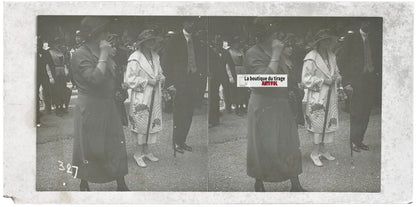 Scène de vie, Longchamp, Paris, plaque verre stéréoscopique, positif 8,5x17 cm