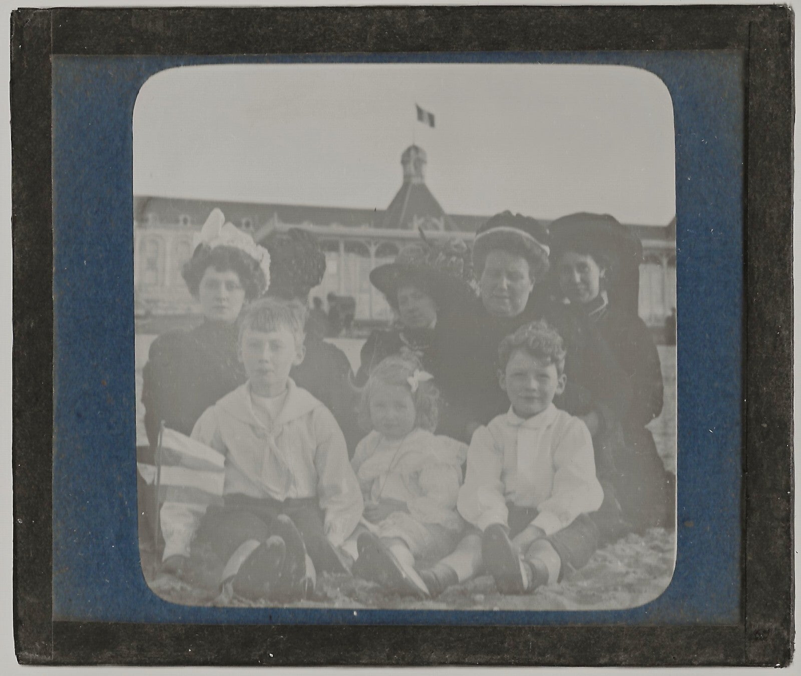 Valras-Plage, famille, enfant, photo ancienne plaque de verre, positif 8,5x10 cm
