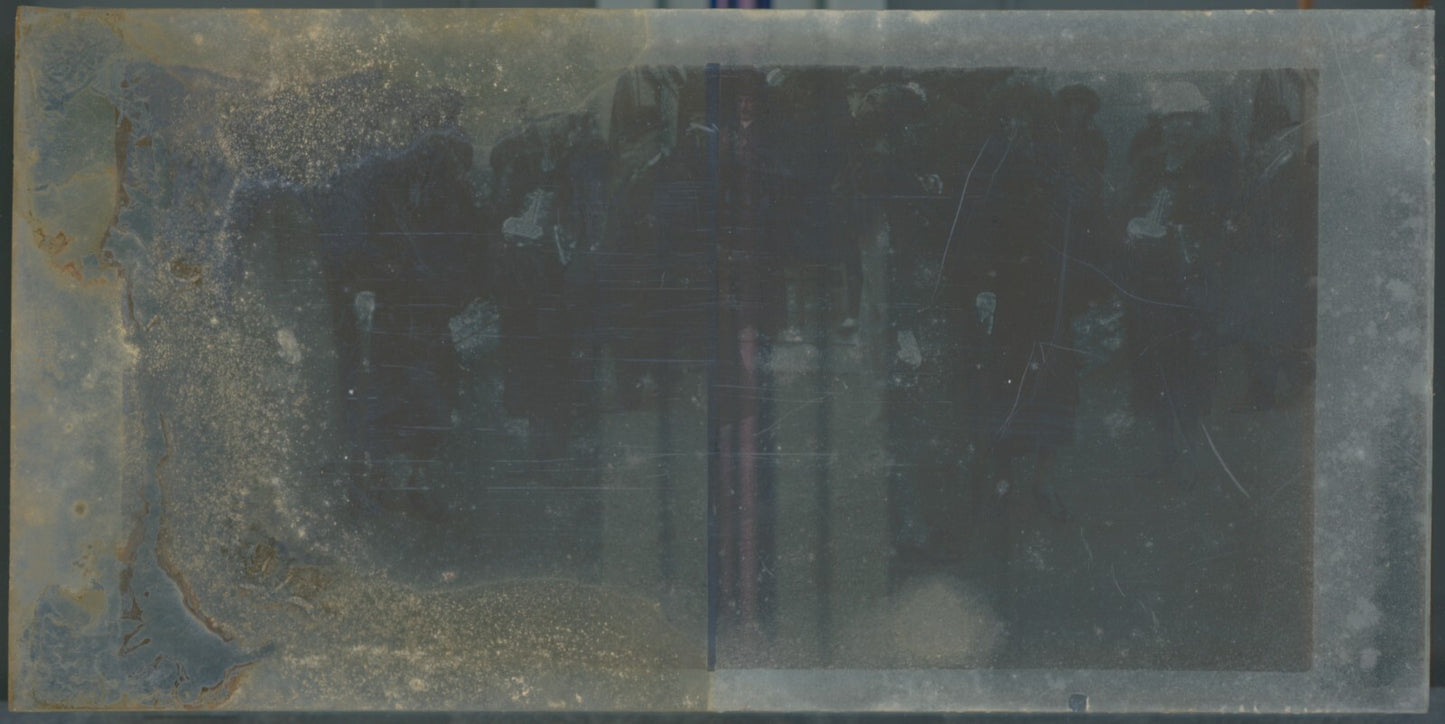 Scène de vie, Longchamp, Paris, plaque verre stéréoscopique, positif 8,5x17 cm