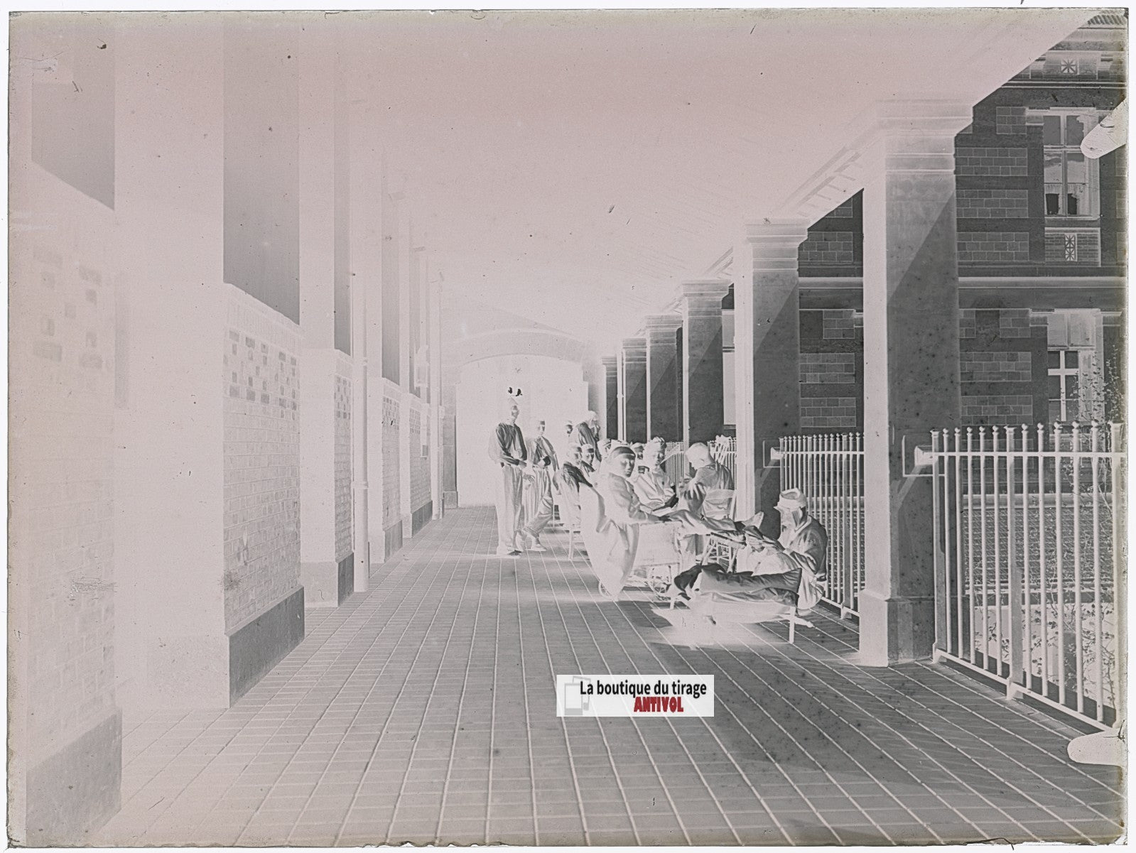 Soldats, hôpital militaire, plaque verre, photo ancienne, négatif N&B 9x12 cm