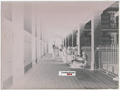 Soldats, hôpital militaire, plaque verre, photo ancienne, négatif N&B 9x12 cm