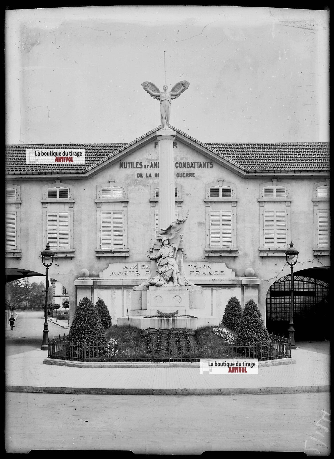 Plaque verre photo ancienne négatif noir et blanc 13x18 cm Thaon-les-Vosges