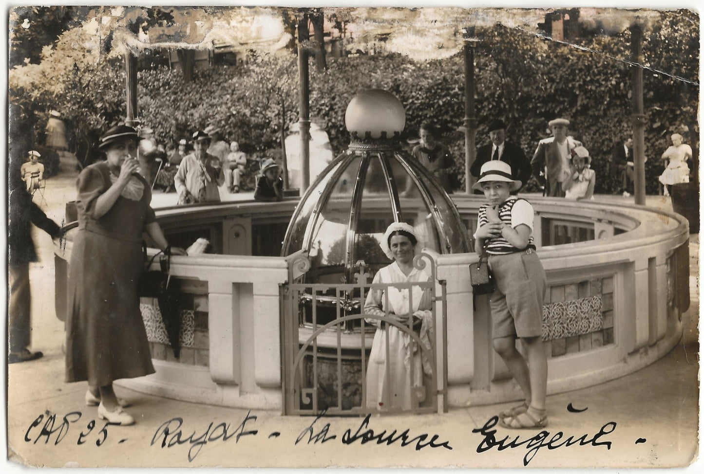Plaque verre photo négatif noir & blanc 9x14 cm, Royat, Source Eugénie, papier