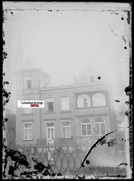 Hausbecker maison, Plaque verre photo ancienne, négatif noir & blanc 6x9 cm