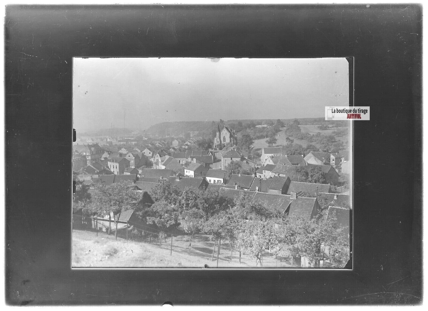 Plaque verre photo ancienne positif noir et blanc 13x18 cm ville campagne France